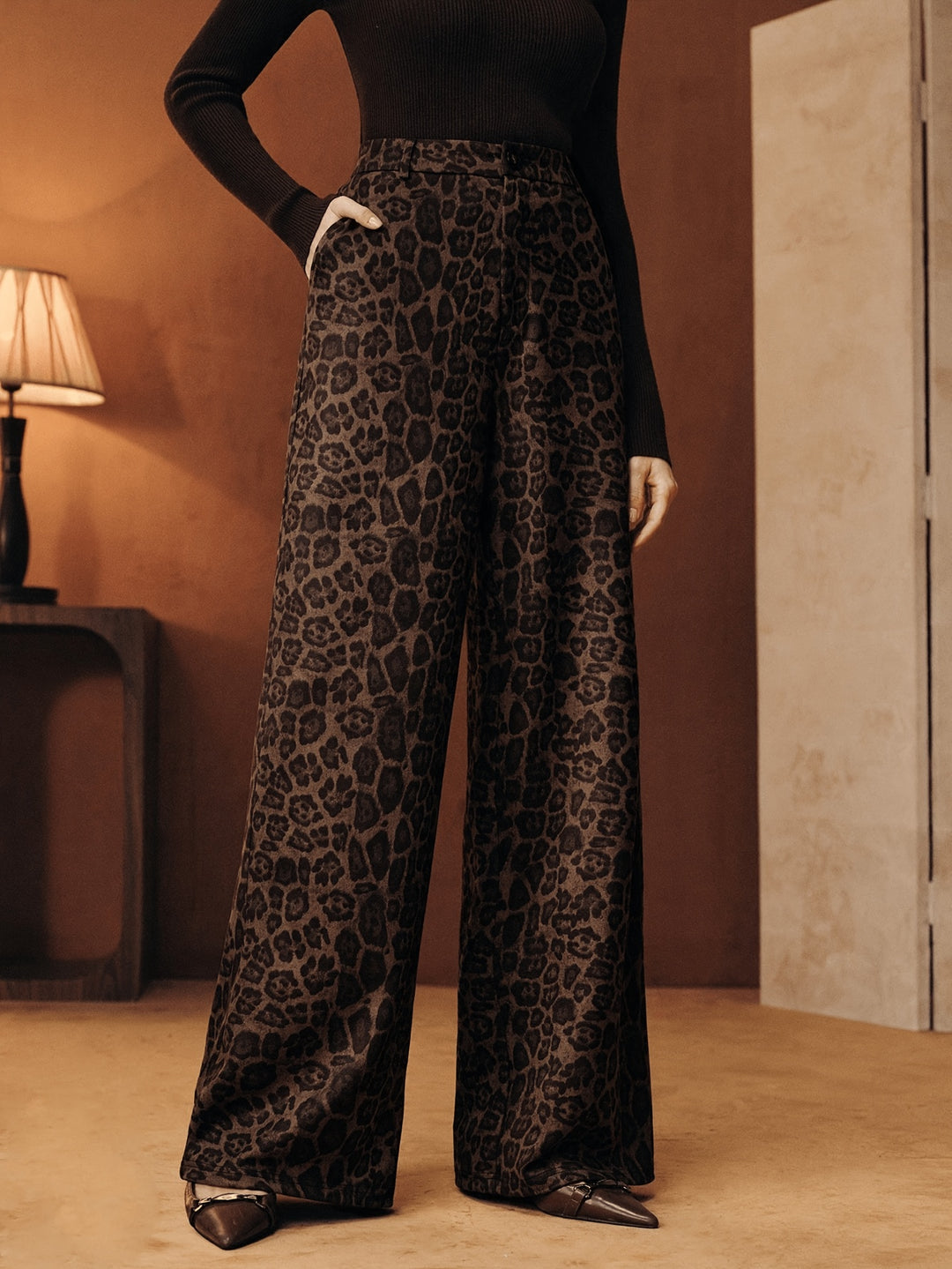 CORVANI | PANTALON LARGE TAILLE HAUTE LÉOPARD CASSIOPÉE FEMME