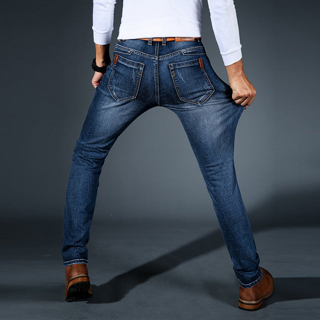 CORVANI | JEAN COUPE AJUSTÉE NÉRÉE HOMME