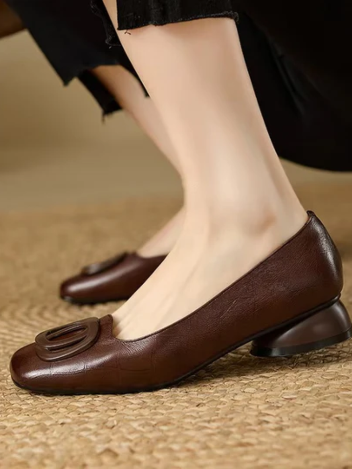 CORVANI | BALLERINES EN CUIR À BOUT CARRÉ FAUSTINE FEMME