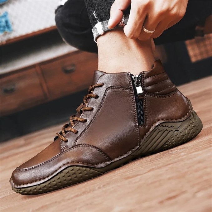 CORVANI | BOTTES ROBUSTES EN CUIR THÉOPHANE HOMME