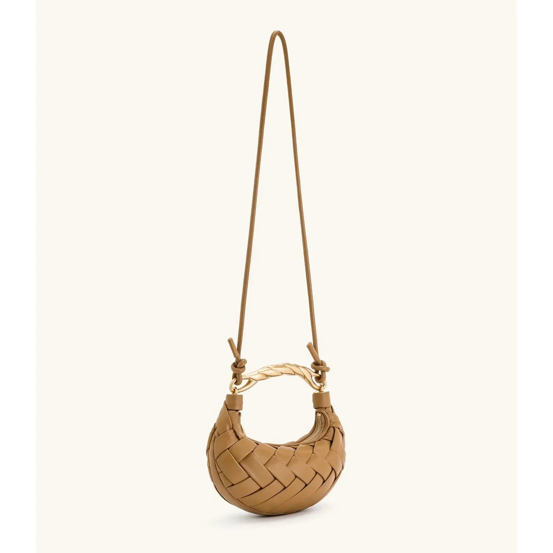 CORVANI | SAC TRESSÉ EN CUIR VÉGAN MAZARINE FEMME