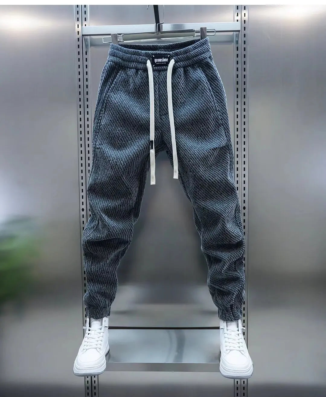 CORVANI | PANTALON DÉCONTRACTÉ DU QUOTIDIEN ARTHUS HOMME