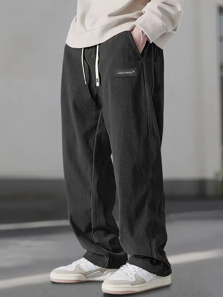 CORVANI | PANTALON ÉLÉGANT EN VELOURS CÔTELÉ ALOÏS HOMME